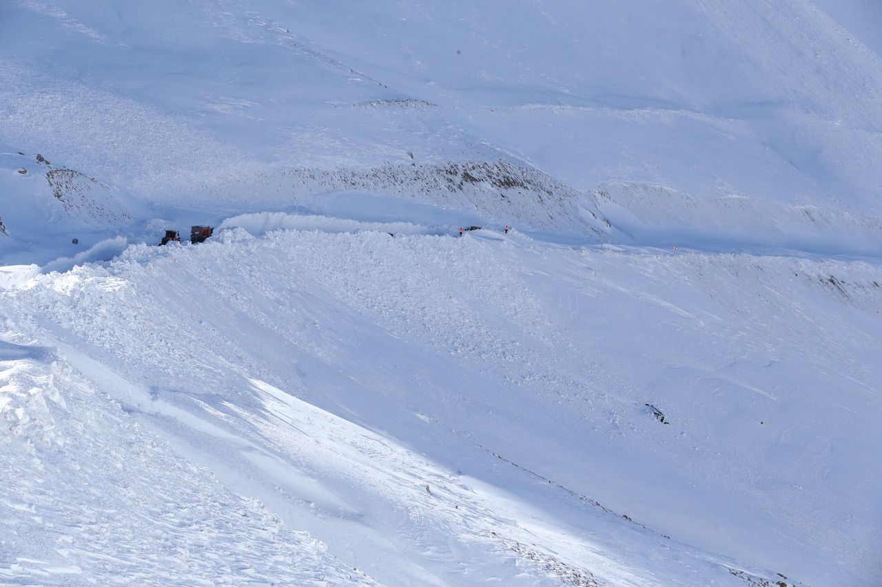 Deadly avalanches claim lives of two snowmobilers in Washington and Idaho