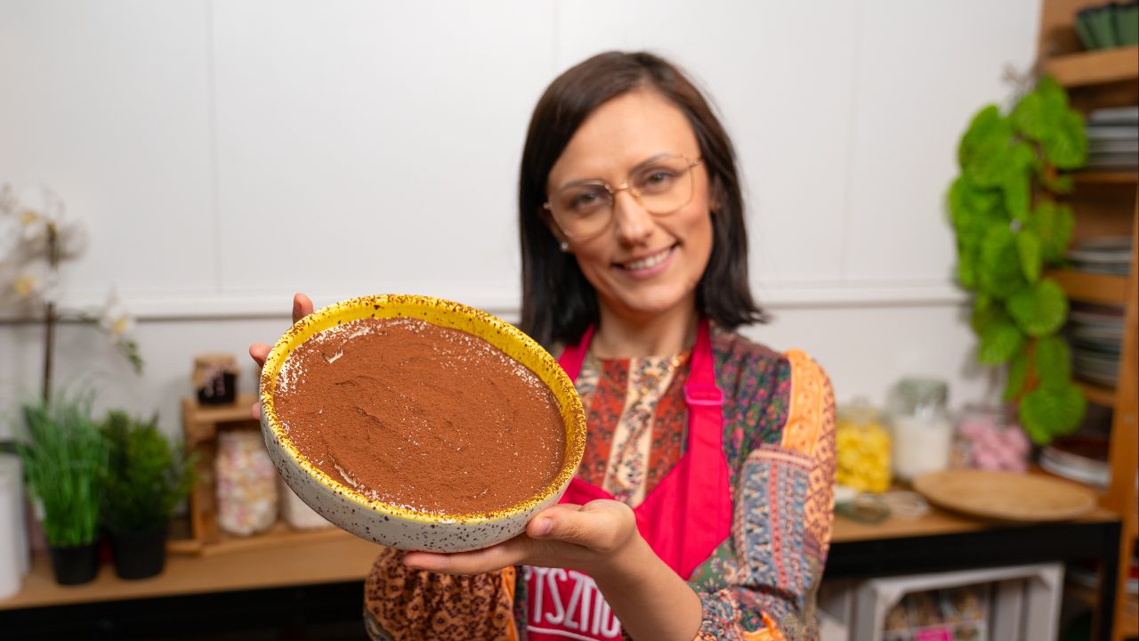Takiego tiramisu jeszcze nie robiłam. Zaczęłam od starcia biszkoptów