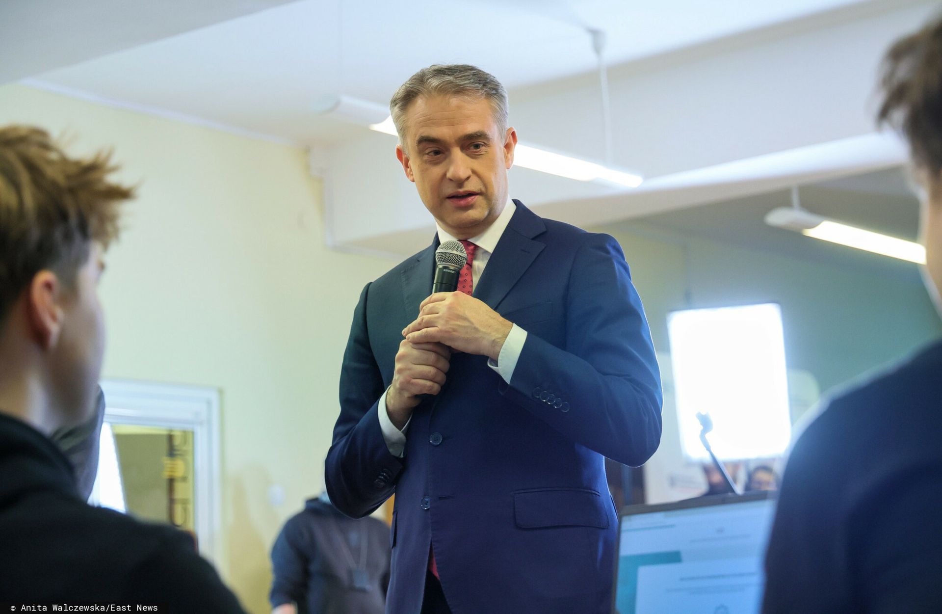 wiadomości,aktualności,WP Wiadomości Grok Elona Muska pod lupą. Jest reakcja także w Polsce