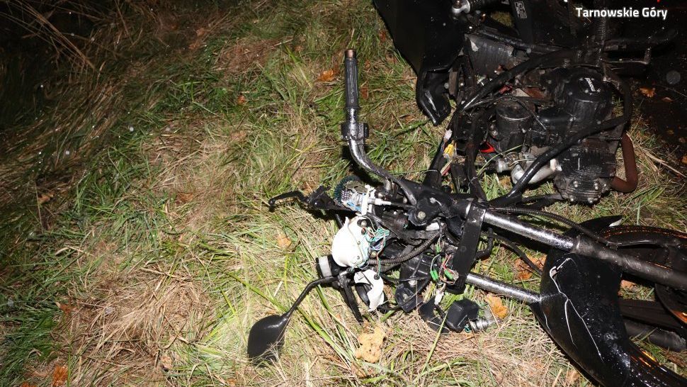 Kierowca motoroweru prawdopodobnie wymusił pierwszeństwo.