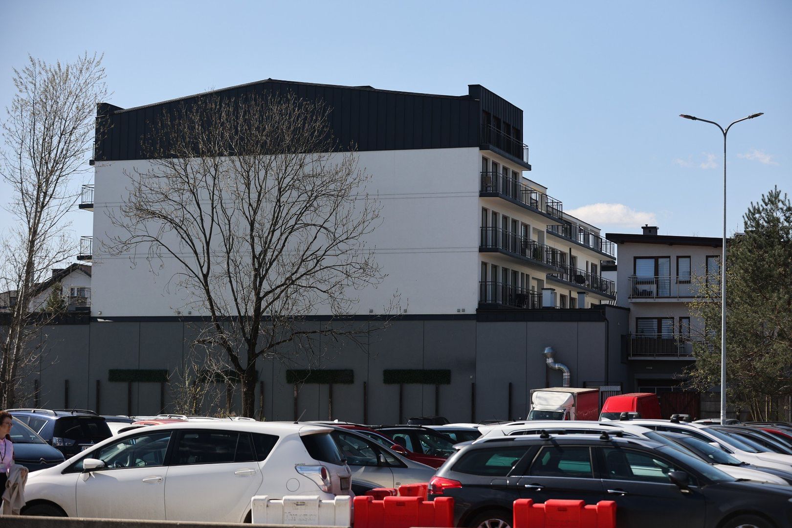 Miasto dąży do rozbiórki samowoli budowlanej przy ul. Centralnej w Krakowie.