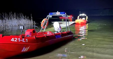 Trzy osoby wypadły z łódki. Tragedia nad jeziorem