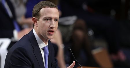 FTC może pozwać Facebooka. Za przejęcie Instagrama i WhatsAppa