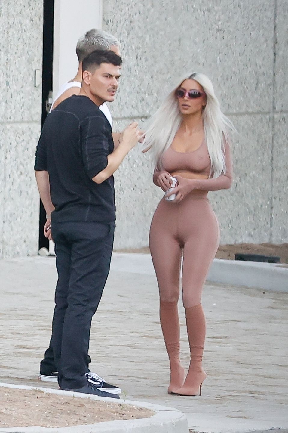 Kim Kardashian na planie reklamy u boku partnera