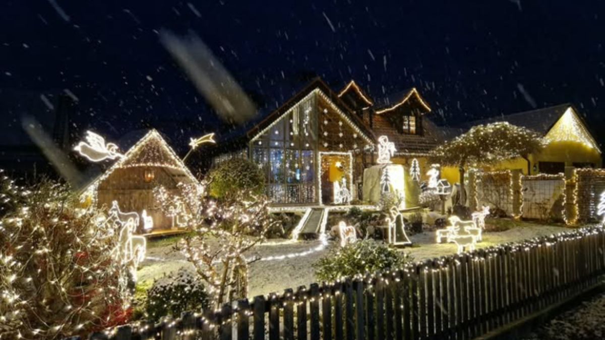 Zapala światełka dla swojej zmarłej żony