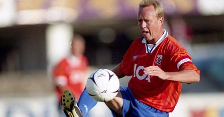 Stefan Lindqvist. Walczak, który grał z Legią