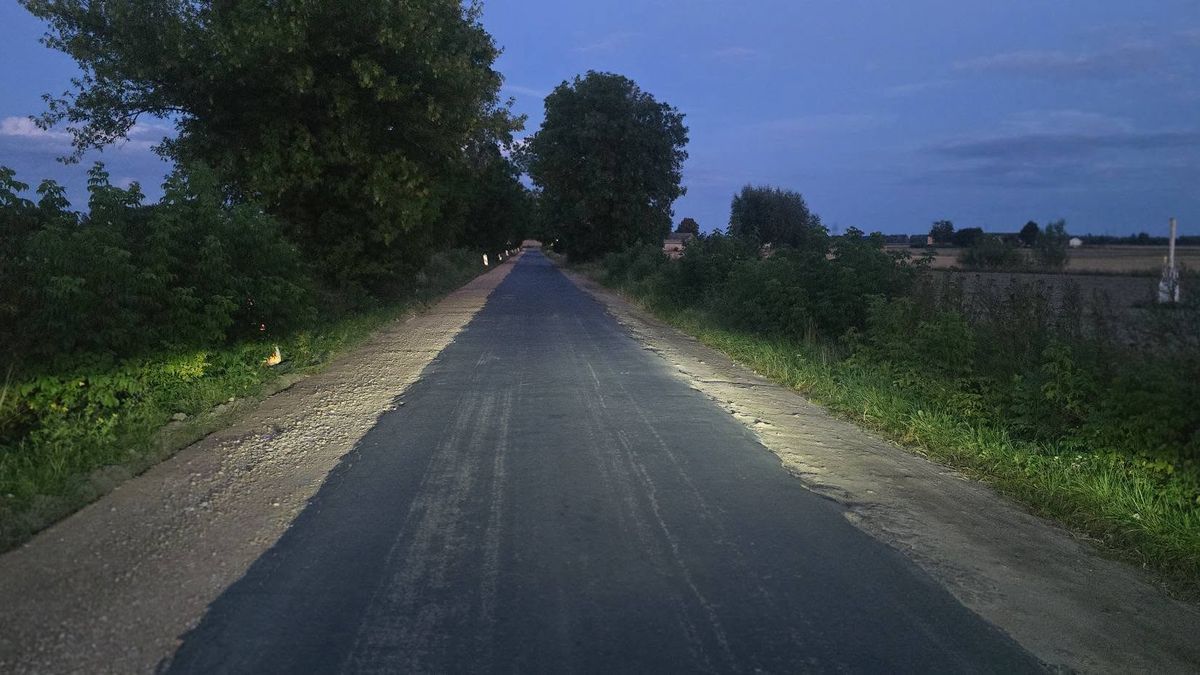 Prace drogowe prowadzone na terenie gminy Staroźreby 