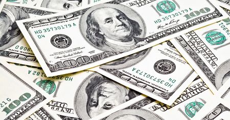 Dolar przebił kolejną barierę. Po rekordach nie ma już śladu