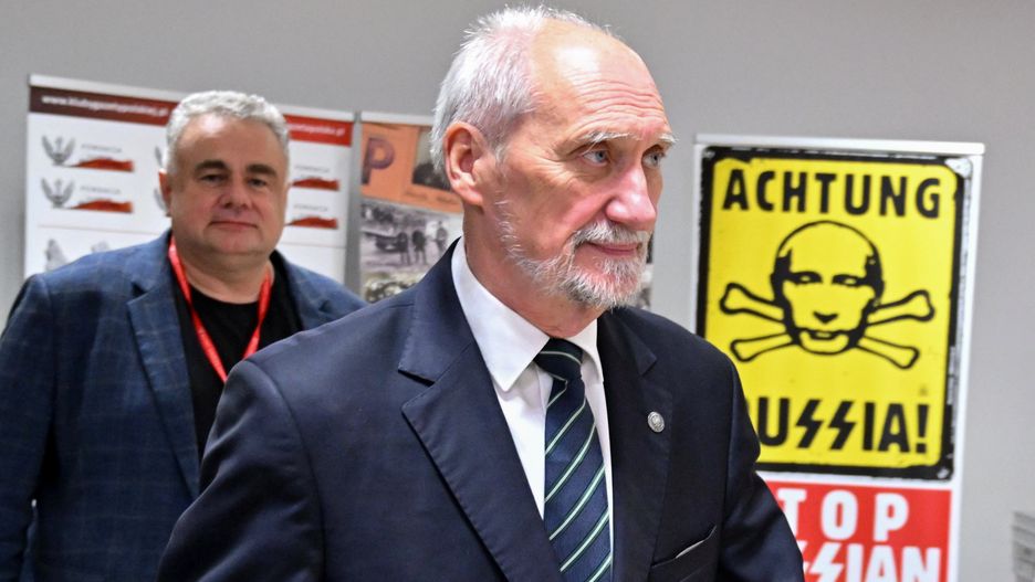 Antoni Macierewicz nie przyjmuje do wiadomości faktu likwidacji podkomisji smoleńskiej