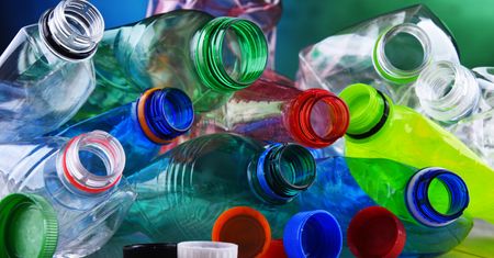 Korea Północna walczy z kryzysem. Stawia na recykling. Wymieniają śmieci na buty