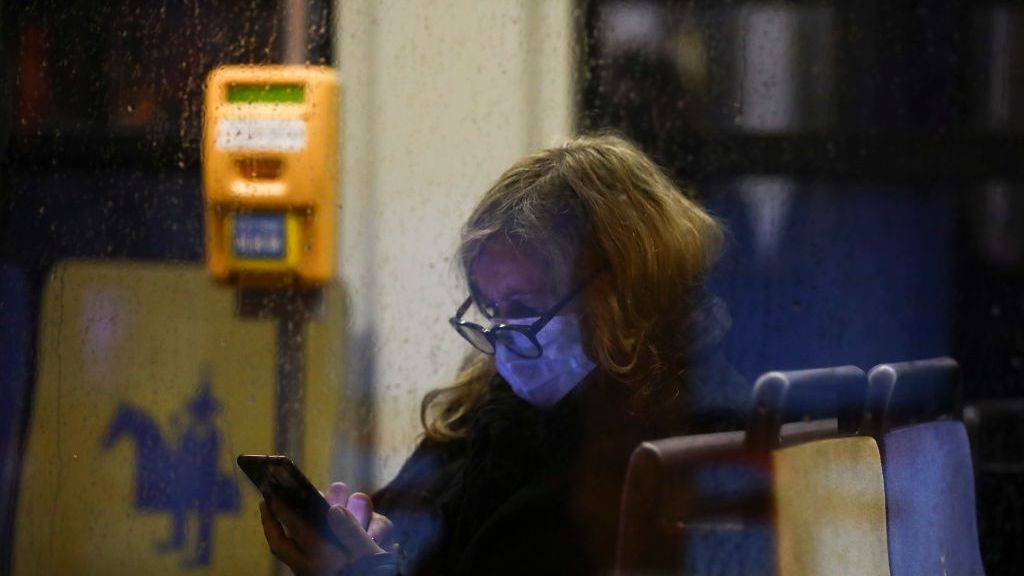 Kraków. Kontrole maseczek w autobusach i tramwajach