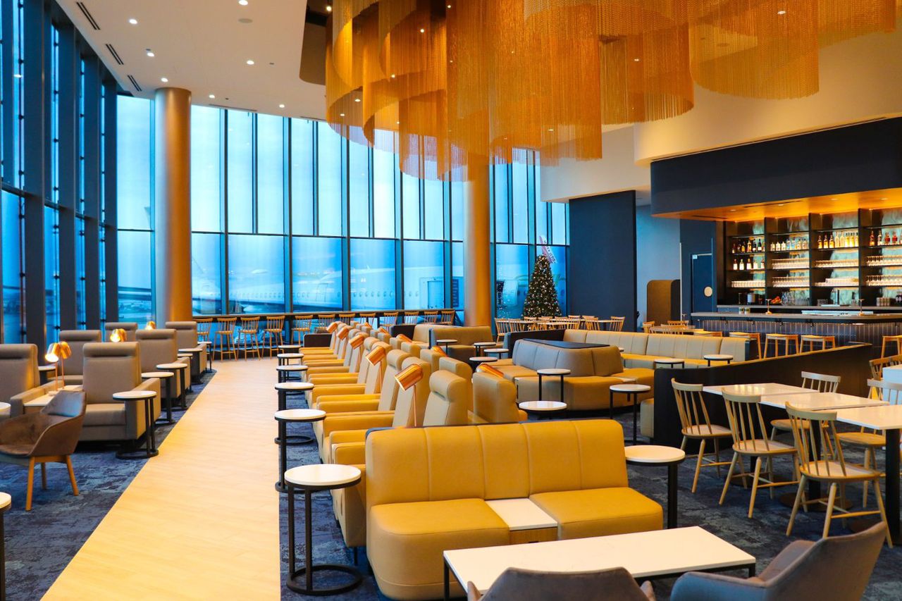 Business lounge of LOT Polish Airlines at Chicago O'Hare Airport