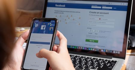 Rosja ogranicza działanie mediów społecznościowych. Obywatele zgłaszają awarie