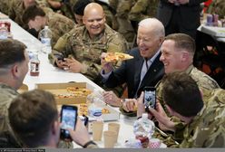 Joe Biden spotkał się z żołnierzami. Poczęstowali go pizzą