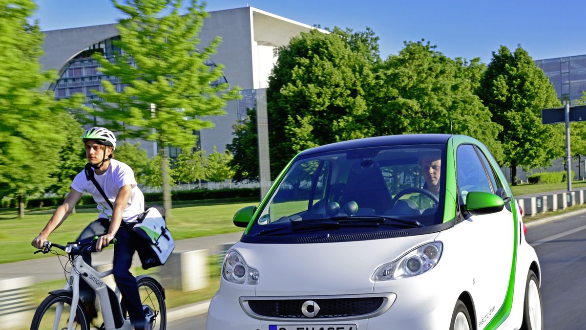 Pożycz samochód na chwilę - nowy pomysł dla mieszczuchów 1