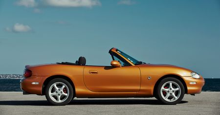 Używana Mazda MX-5 NB (1998-2005) – poradnik kupującego