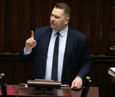 Przemysław Czarnek do dymisji? "Król jest nagi"