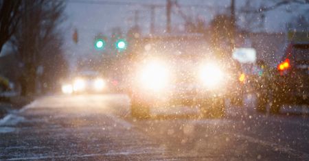Pan z serwisu zdradził, jak przygotować auto do zimy. Nie boję się o kolizję