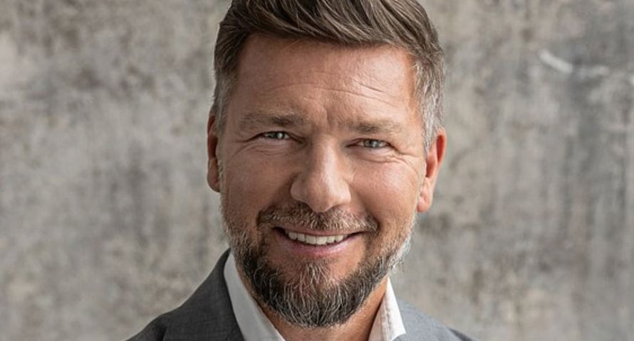 Pożegnał się z Group One. W to chce inwestować Jakub Potrzebowski