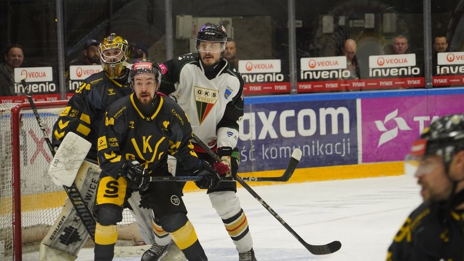 Hokeiści GKS Tychy i GKS Katowice w poprzednim sezonie stoczyli w finale emocjonującą walkę o złoty medal