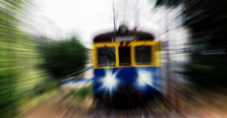 Z komórką pociągiem - raport UKE