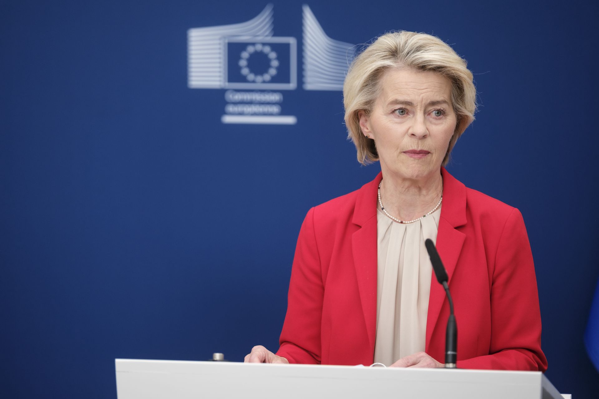 Rosyjski gaz po inwazji na Ukrainę dalej płynie. UE zapłaciła 32,7 mld euro