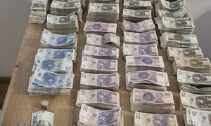 Właściciele spędzali wigilię u rodziny. Sprawca wyniósł z ich domu milion zł