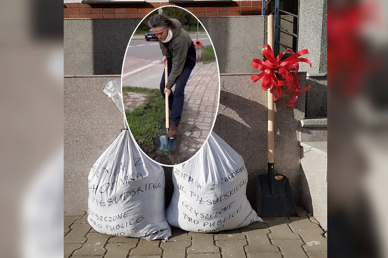 Marek Poznański, kandydat do Rady Powiatu w Hrubieszowie zostawił pod drzwiami Starostwa Powiatowego worki z ziemią i szuflę