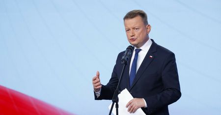 Powódź w Polsce. Błaszczak wytyka błędy Tuskowi