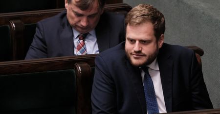 Nawet Kaczyński czekał krócej. W sprawie Cieszyńskiego prokuratura bije rekord
