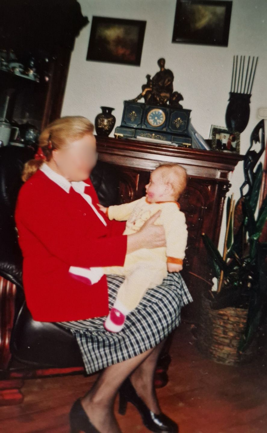 Caroline Derpienski w dzieciństwie