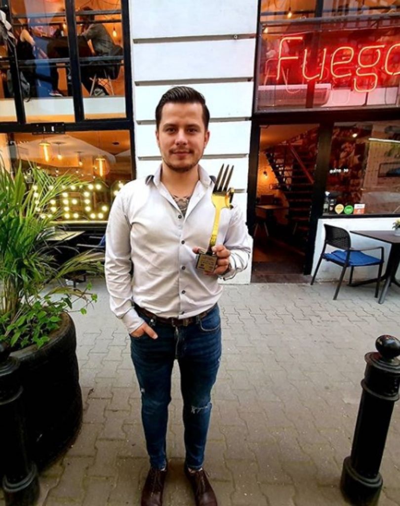 Rafał Collins zaoferował pracę Tomaszowi Komendzie