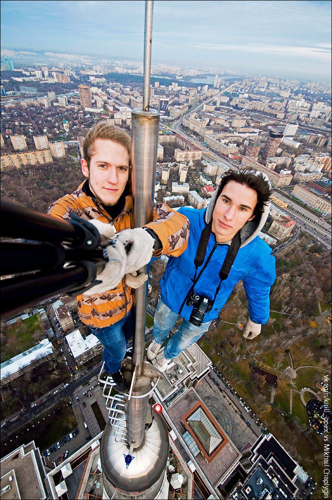 Szaleni fotografowie ze Wschodu zdobywają szczyty najwyższych budynków 7