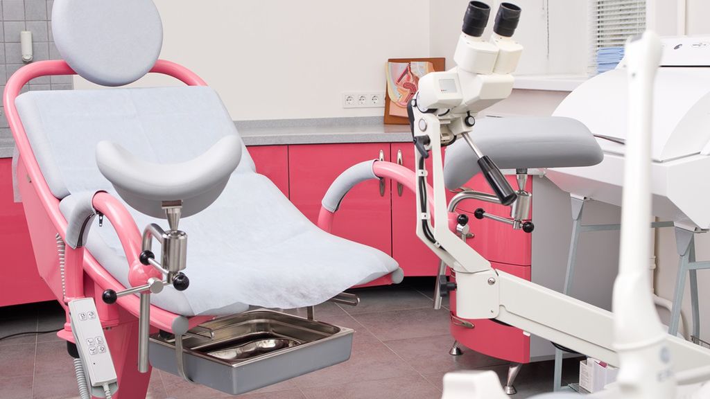 Badanie kolposkopowe wykonywane jest na fotelu ginekologicznym