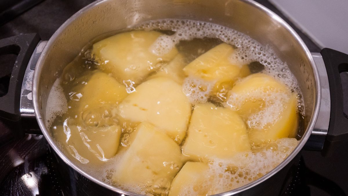 Jak ugotować idealne ziemniaki?