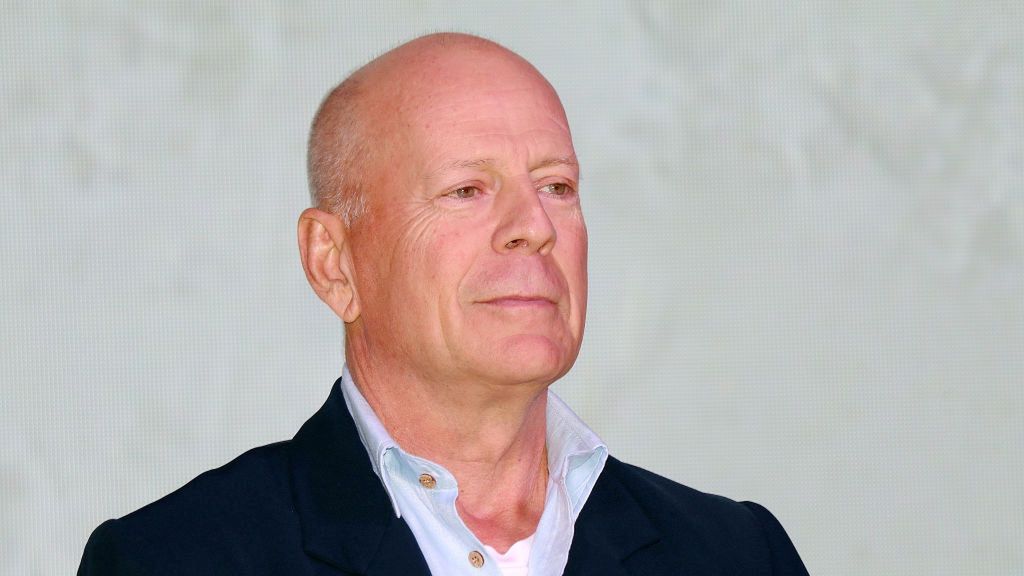 Reżyser Matt Eskandari potwierdził, że Bruce Willis zmaga się z demencją 