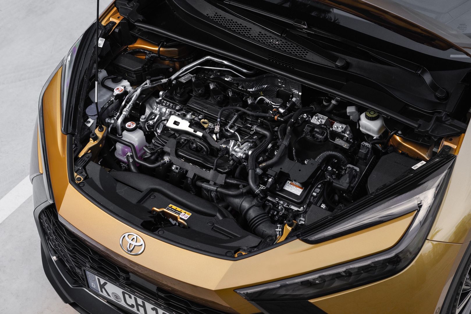 Toyota C-HR (2024)