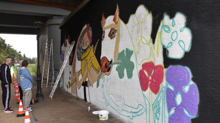 Nowy mural w Malborku. Powstał pod mostem przy bulwarze