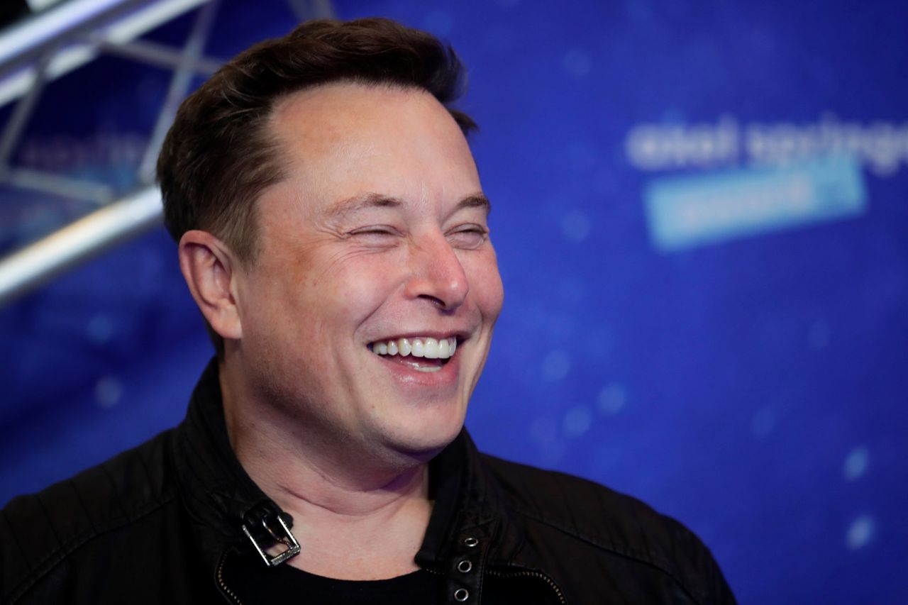 Elon Musk: "jestem zwolennikiem Bitcoina". Tyle wystarczyło, żeby kurs znowu wystrzelił