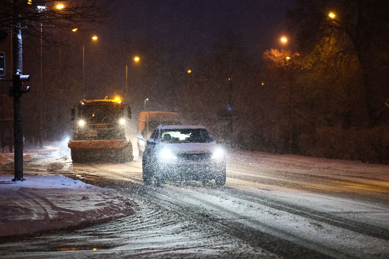 Ekonomiczna jazda zimą. Jak oszczędzać paliwo mimo niskich temperatur?