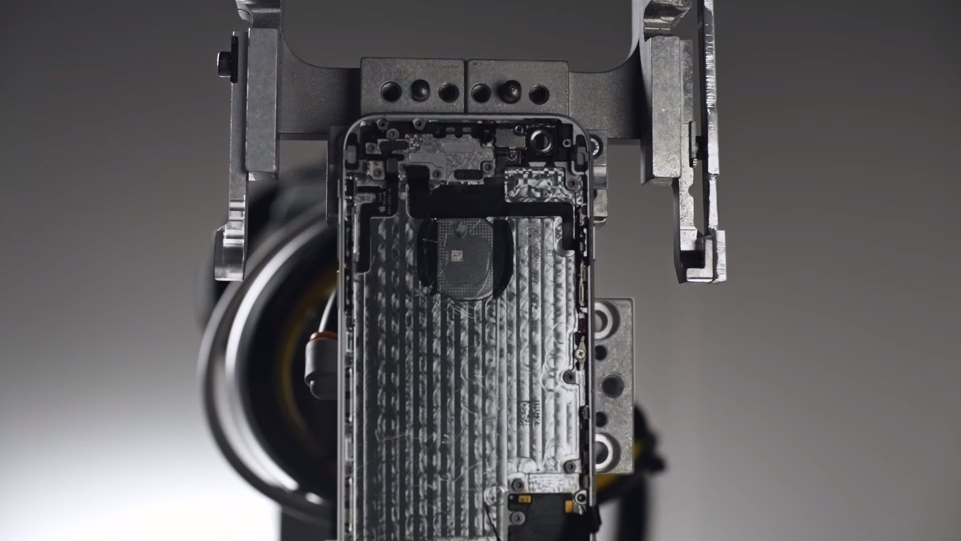 Co się dzieje z aparatami iPhone'ów, kiedy nadchodzi ich kres? 2