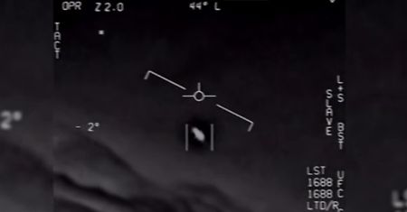 USA. Zagadka UFO rozwiązana? Powstał specjalny raport
