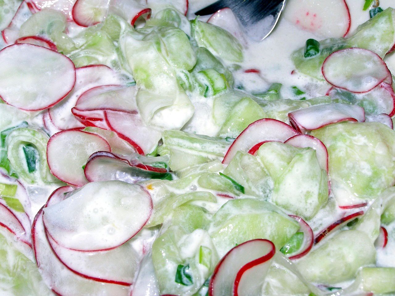What to do to make cucumber salad watery?