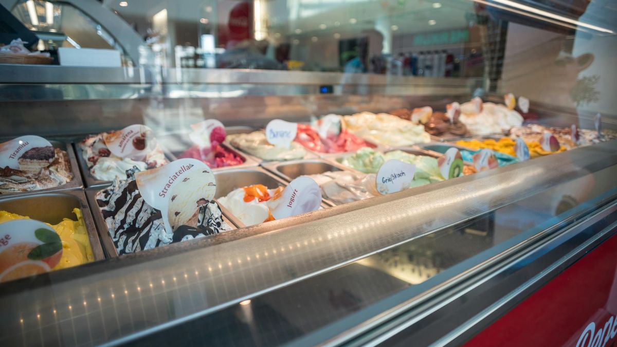 Kontrole w lodziarniach - w 20 wykryto podwyższoną liczbę bakterii