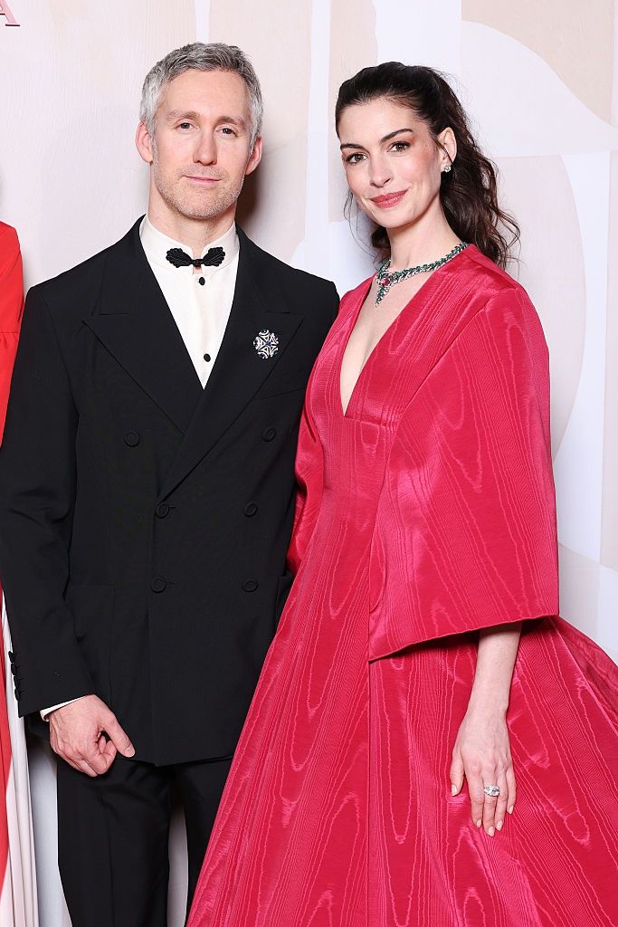 Anne Hathaway i Adam Shulman