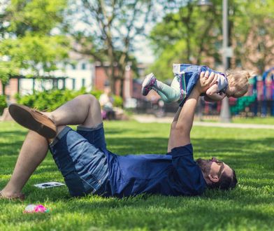 Krótkie i rymowane życzenia na Dzień Ojca. Sprawdź nasze propozycje