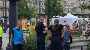 Łódź: Nerwowo na pl. Wolności. Ekspedientka Żabki podrapała klienta po twarzy