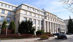 Rząd będzie przekonywać Polaków do  energetyki jądrowej. Wybrano agencję