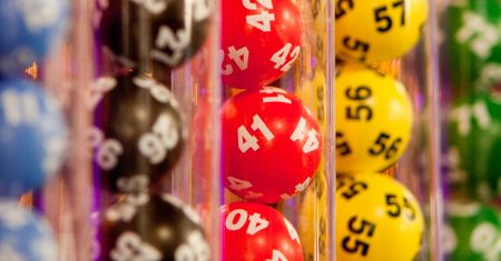 Aż 100 "piątek" w Lotto. Kumulacja rośnie do 33 milionów złotych