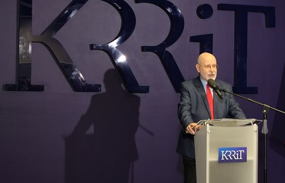 Zaskakujące podziękowania szefa KRRiT dla TVN24. Stacja zarzuca politykom manipulację